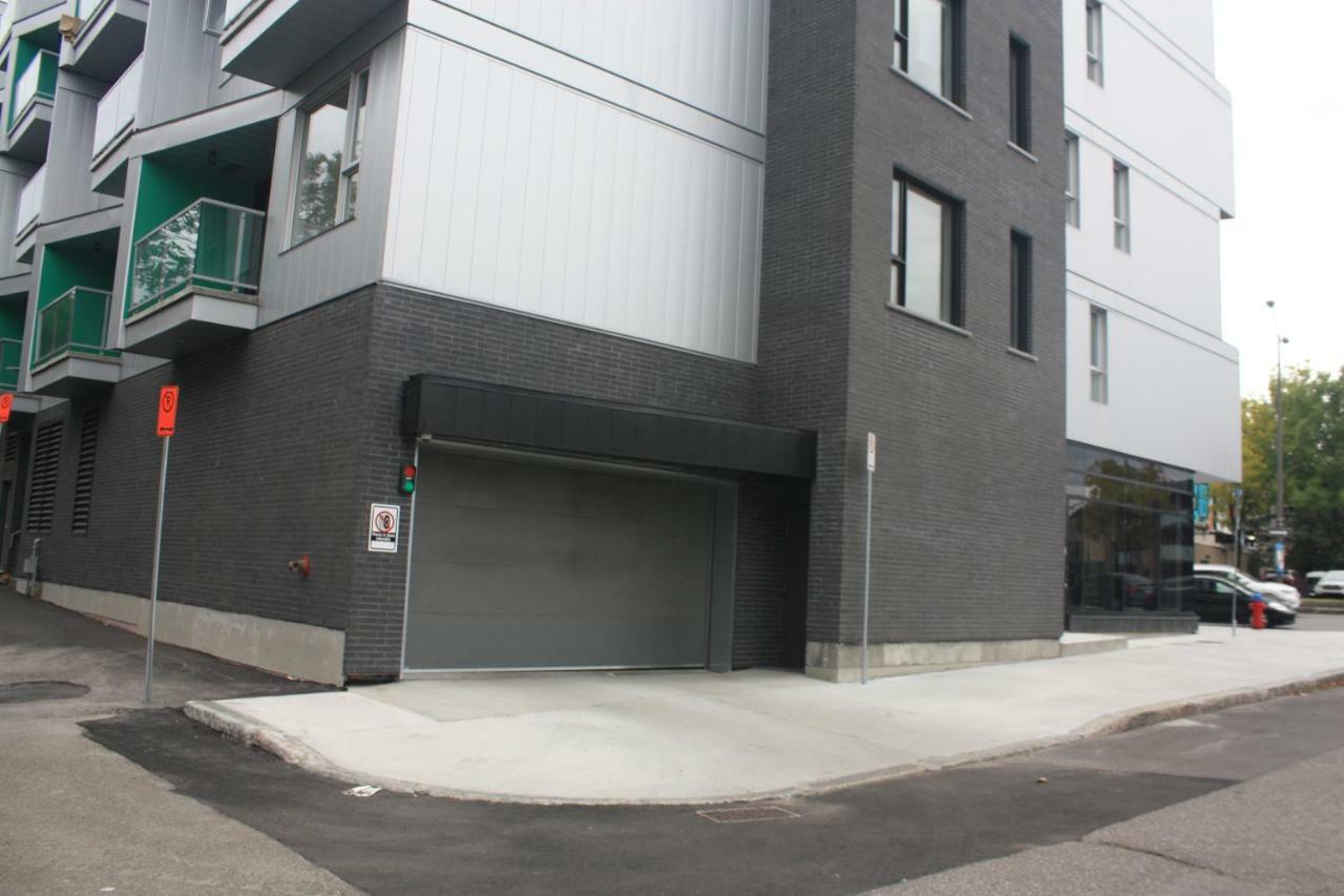 Le Kameleon 318 : Interieur Parking, Rooftop Terrace, Gym 魁北克 外观 照片